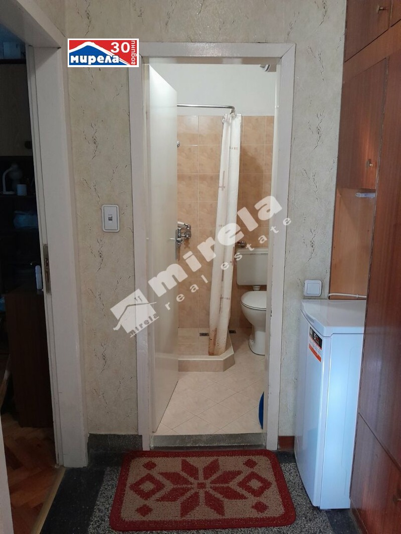 Myytävänä  1 makuuhuone Veliko Tarnovo , Kolju Fitšeto , 63 neliömetriä | 60105681 - kuva [8]