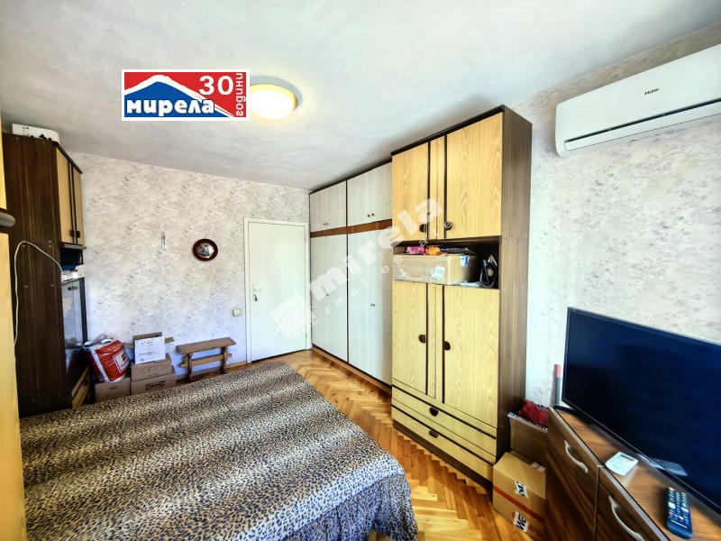 Продава 2-СТАЕН, гр. Велико Търново, Колю Фичето, снимка 3 - Апартаменти - 50617743