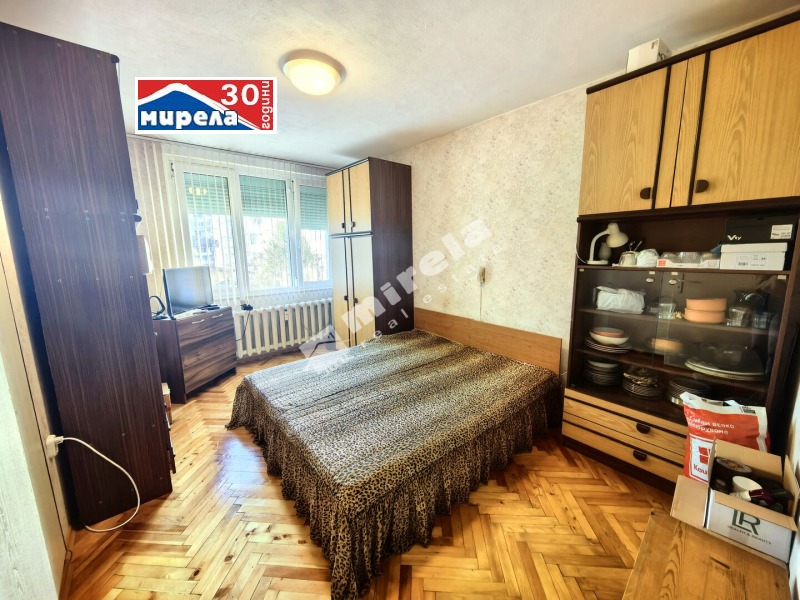 Продава 2-СТАЕН, гр. Велико Търново, Колю Фичето, снимка 2 - Апартаменти - 50617743
