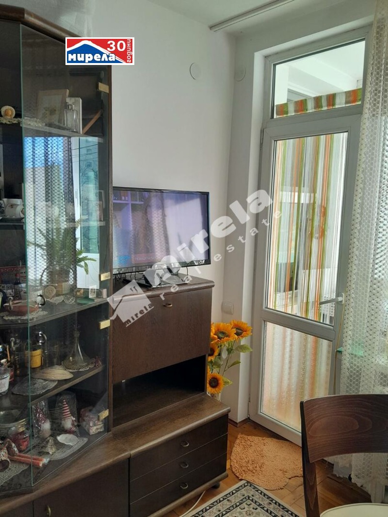 Myytävänä  1 makuuhuone Veliko Tarnovo , Kolju Fitšeto , 63 neliömetriä | 60105681 - kuva [3]