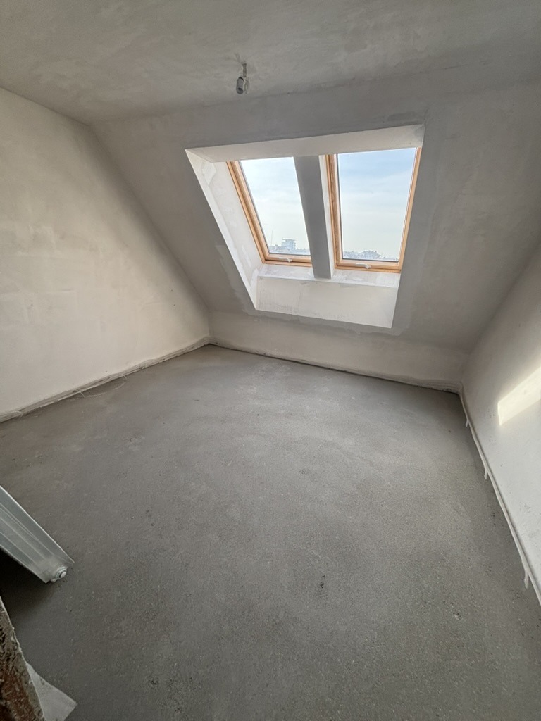 Продава МНОГОСТАЕН, гр. София, Център, снимка 12 - Апартаменти - 52986350