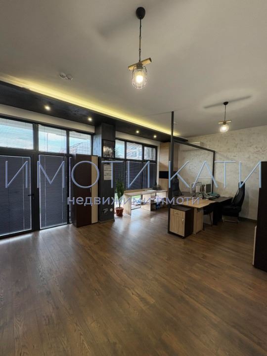 À venda  Comprar Pernik , Ladovica , 47 m² | 32454516
