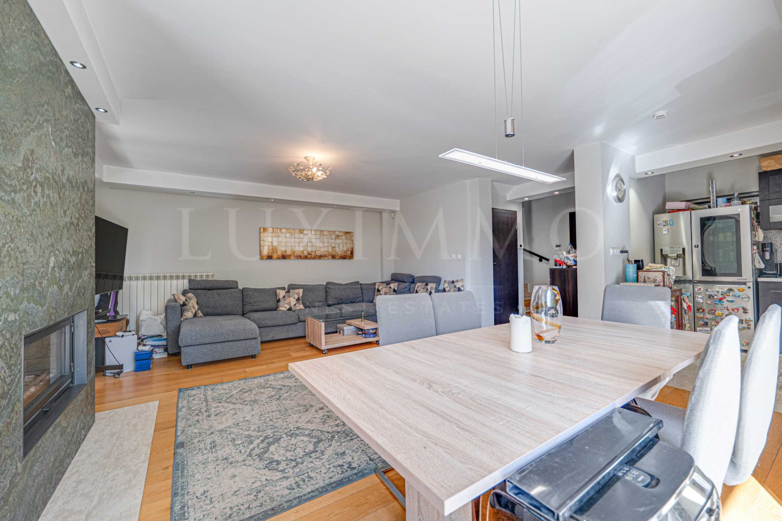 Продава КЪЩА, гр. София, м-т Детски град, снимка 8 - Къщи - 56614735
