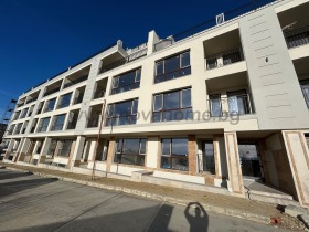 Продажба на тристайни апартаменти в град Варна — страница 2 - изображение 19 