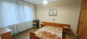 3+ dormitor Lazur, Burgas 1