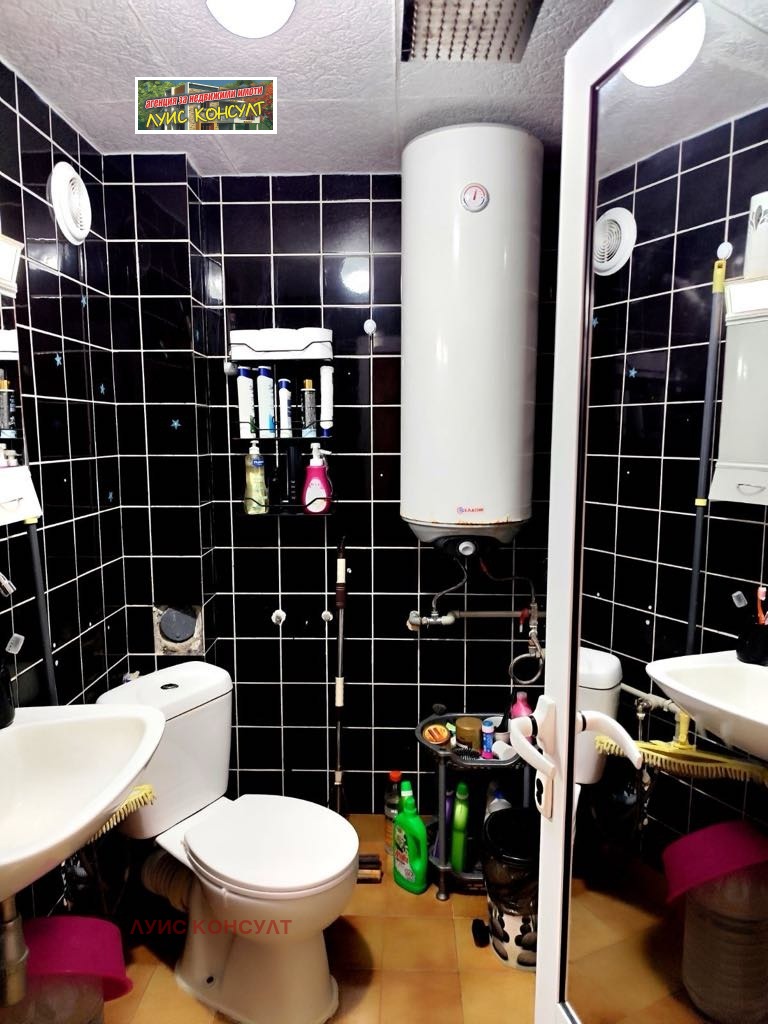 Продава  2-стаен град Монтана , Жерави , 50 кв.м | 43284438 - изображение [11]