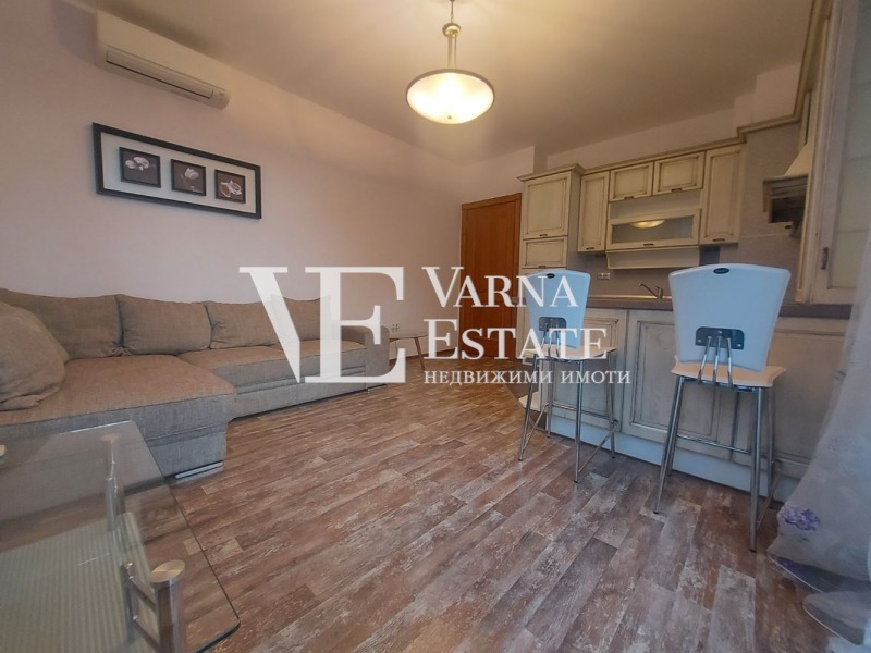 Продава 2-СТАЕН, гр. Варна, Бриз, снимка 2 - Апартаменти - 52837995