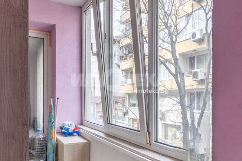 Продава 3-СТАЕН, гр. Варна, Лятно кино Тракия, снимка 10 - Aпартаменти - 49530782