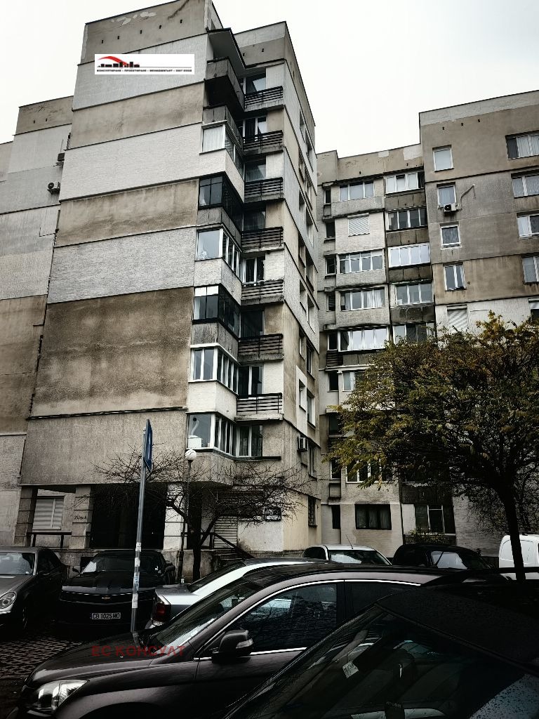 Продава 2-СТАЕН, гр. София, Света Троица