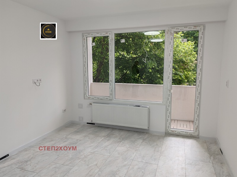 En venta  2 dormitorios Sofia , Svoboda , 60 metros cuadrados | 38470058 - imagen [2]