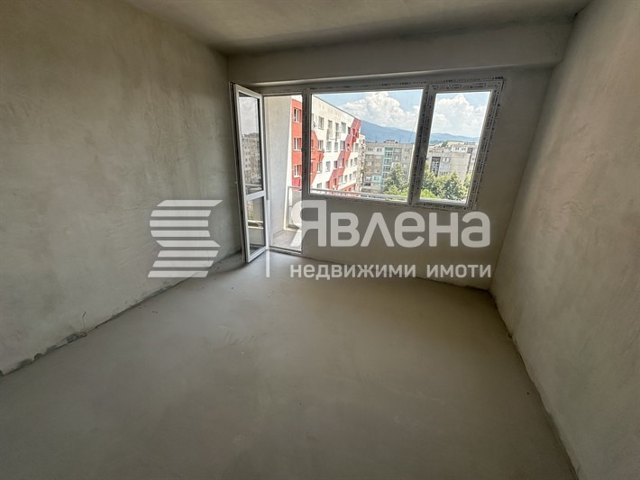 Продава 3-СТАЕН, гр. Перник, Изток, снимка 2 - Апартаменти - 55546655
