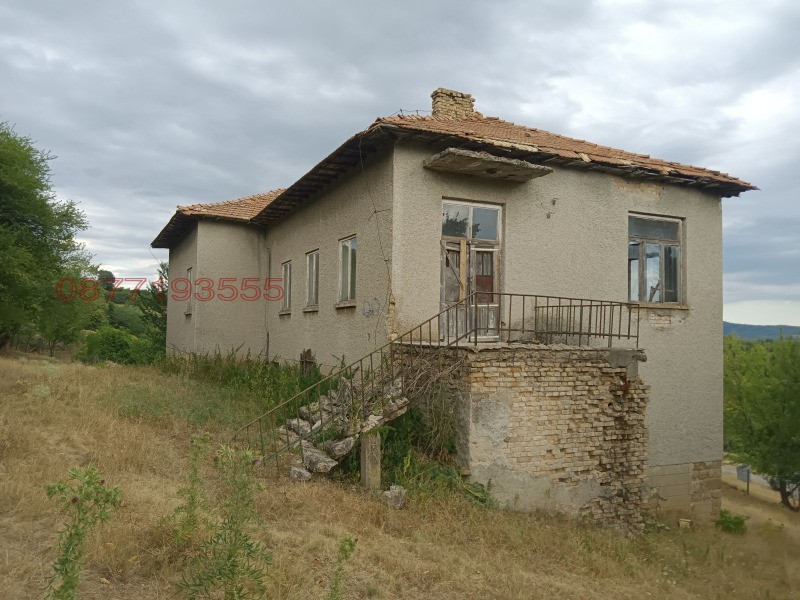 Продава БИЗНЕС ИМОТ, с. Великовци, област Търговище