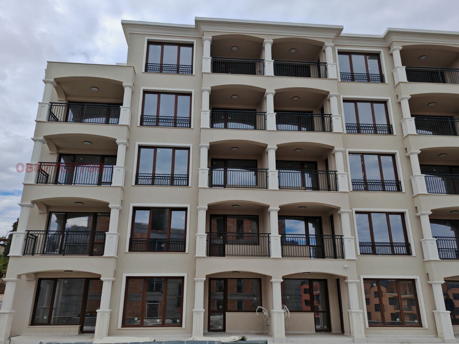 Продава 2-СТАЕН, гр. Варна, к.к. Св.Св. Константин и Елена, снимка 3 - Апартаменти - 56148906