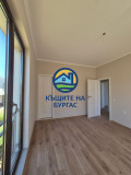 Продава КЪЩА, гр. Бургас, Сарафово, снимка 2