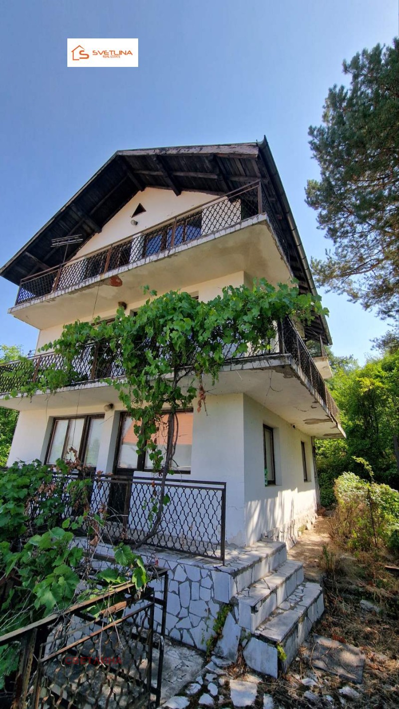 Продава КЪЩА в област Перник, с. Горна Диканя - 180 кв.м / 110 000 € » 215 141.30 лв., СВЕТЛИНА