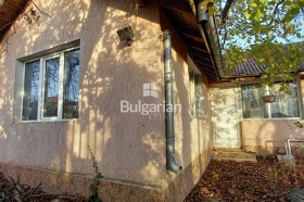 Продажба на имоти в с. Въглен, област Варна - изображение 1 