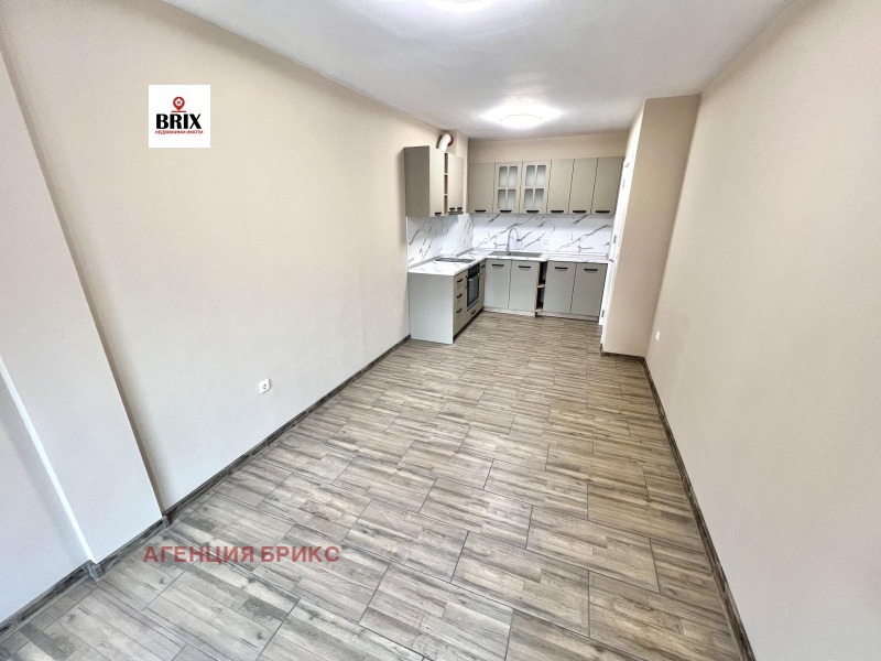 Продава  2-стаен, град Русе, Широк център •  120 000 EUR • ID 88744518 — holmes.bg - [1] 
