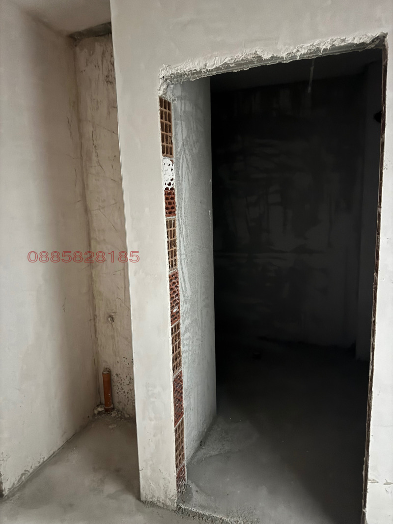 Продава  2-стаен град Пазарджик , Устрем , 65 кв.м | 19282680 - изображение [8]