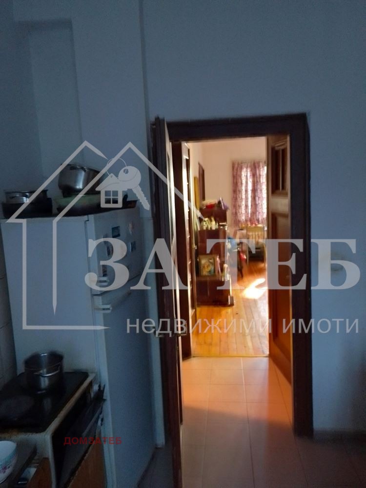 Продава МНОГОСТАЕН, гр. София, Център, снимка 9 - Апартаменти - 52801830