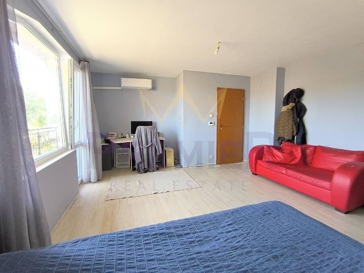 Til salg  Hus Burgas , Marinka , 260 kvm | 32514712 - billede [9]