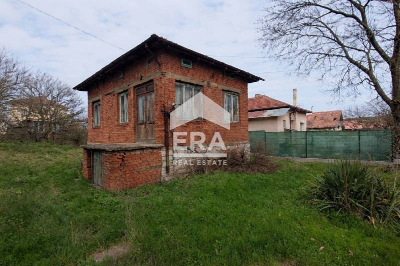Продава КЪЩА, гр. Драгоман, област София област, снимка 2 - Къщи - 54279875