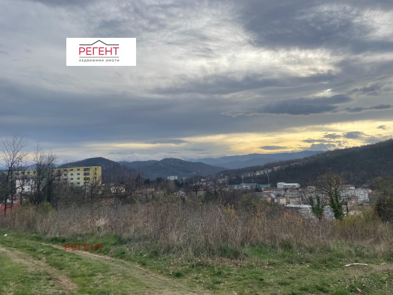 Продава ПАРЦЕЛ в град Габрово, Център - 2926 кв.м / 40 000 € » 78 233.20 лв., РЕГЕНТ