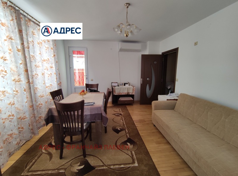 For Sale  2 bedroom Pleven , Idealen tsentar , 98 sq.m | 70337107