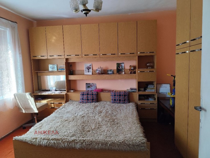 Продава 3-СТАЕН, гр. Пазарджик, Център, снимка 2 - Aпартаменти - 49220326