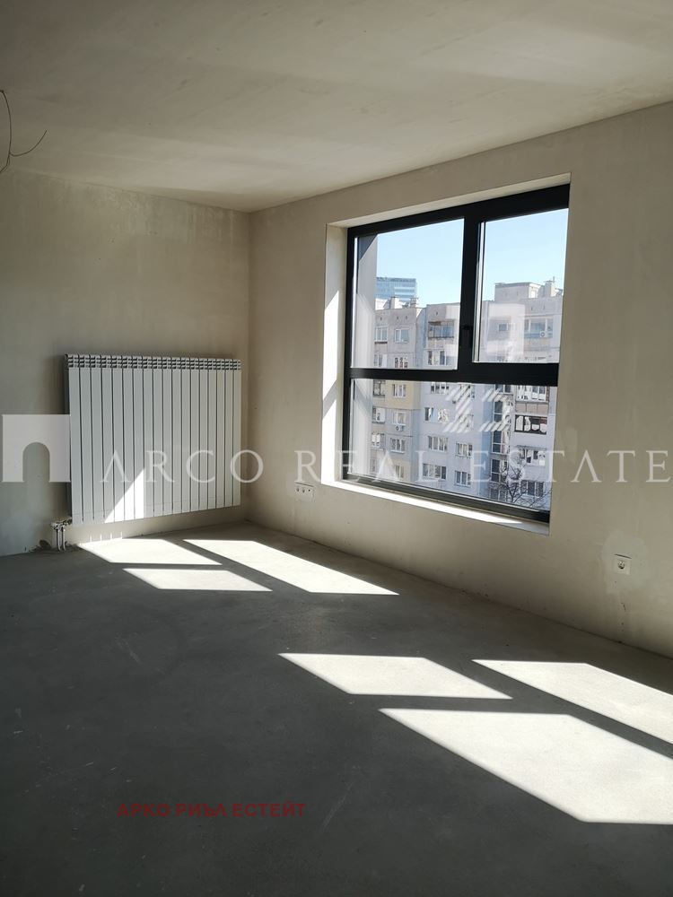In vendita  2 camere da letto Sofia , Zona B-5-3 , 125 mq | 32751700 - Immagine [13]