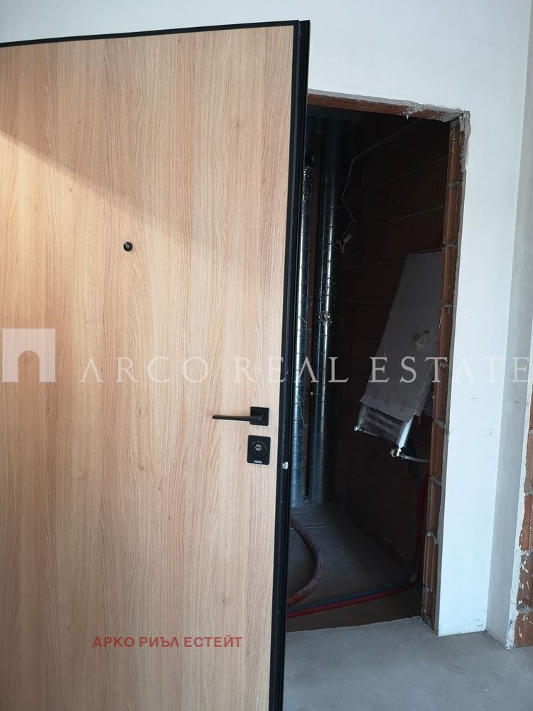 In vendita  2 camere da letto Sofia , Zona B-5-3 , 125 mq | 32751700 - Immagine [14]