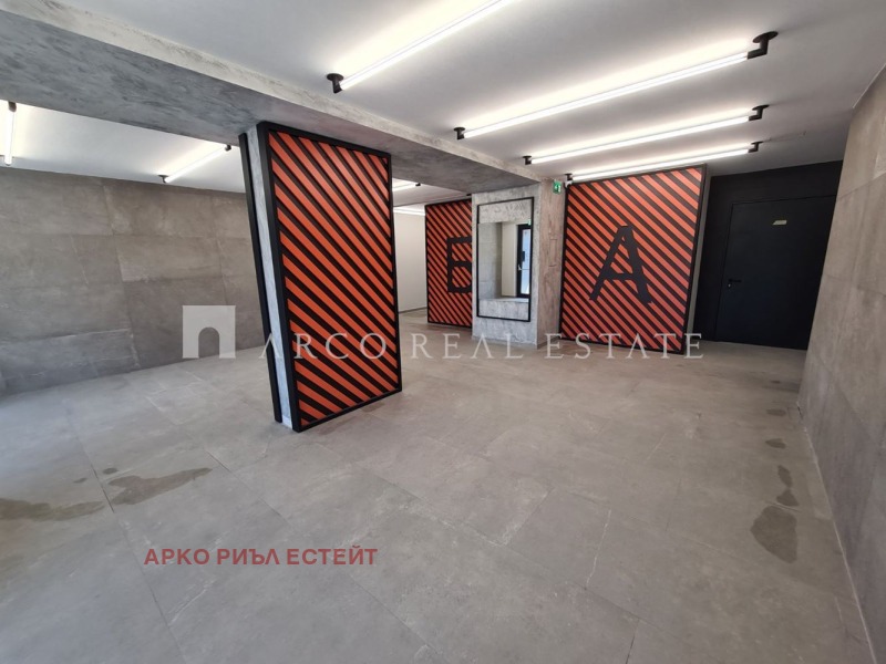 In vendita  2 camere da letto Sofia , Zona B-5-3 , 125 mq | 32751700 - Immagine [4]