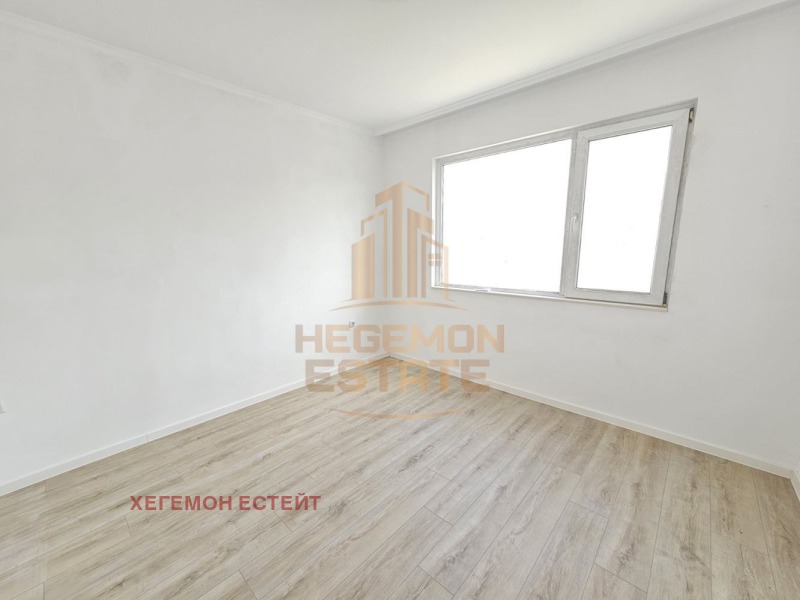 Продава  3-стаен град Варна , Възраждане 2 , 90 кв.м | 12336875 - изображение [8]