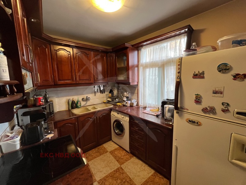 For Sale  3+ bedroom Plovdiv , Karshiyaka , 110 sq.m | 12091315 - image [4]