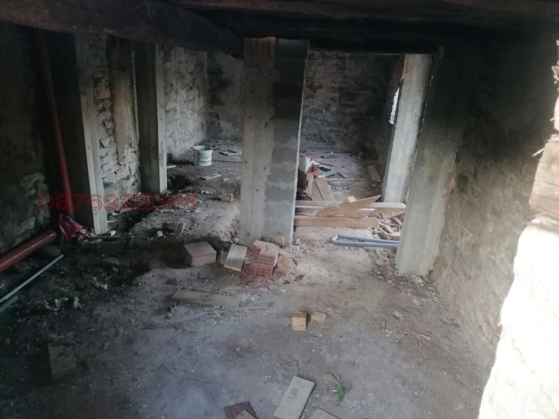 Продава КЪЩА, гр. Мездра, област Враца, снимка 9 - Къщи - 52781275