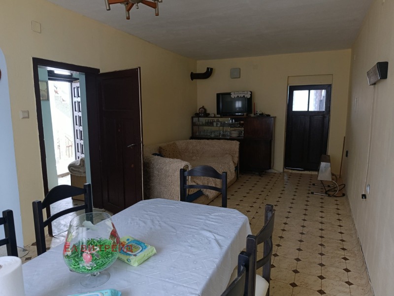 Продава КЪЩА, с. Круша, област София област, снимка 10 - Къщи - 53269916