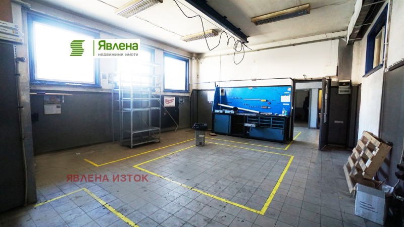 Продава СКЛАД, гр. София, Военна рампа, снимка 14 - Складове - 53246236