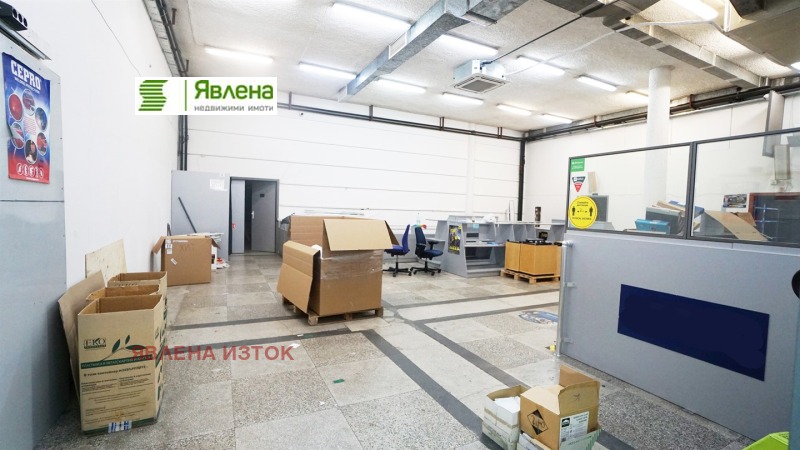 Продава СКЛАД, гр. София, Военна рампа