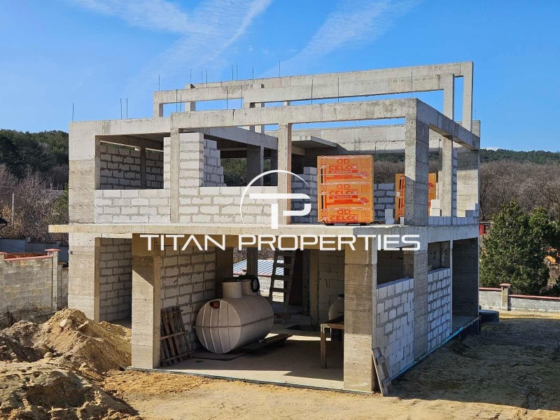 Продава КЪЩА в град Варна, м-т Манастирски рид - 360 кв.м / 459 900 € » 899 486.22 лв., ТИТАН ПРОПЪРТИС ВАРНА