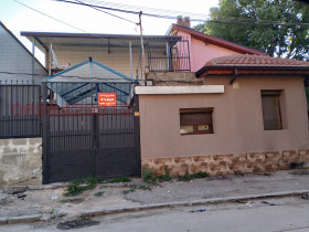 Hus Hristo Botev, Varna
