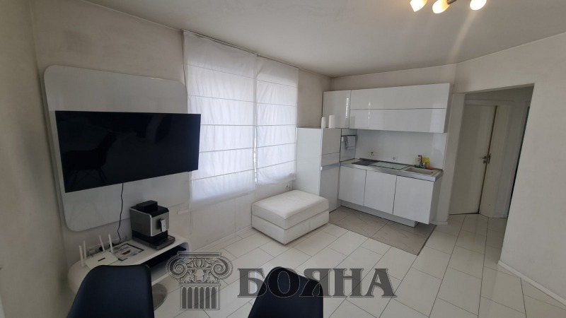 Продава 2-СТАЕН, гр. Русе, Център, снимка 4 - Апартаменти - 53086786