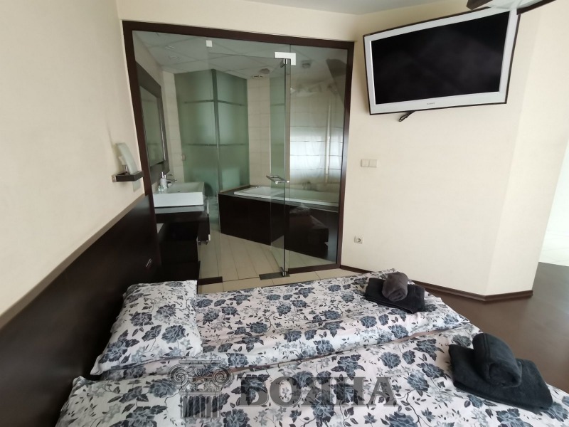 Продава 2-СТАЕН, гр. Русе, Център, снимка 11 - Апартаменти - 53086786