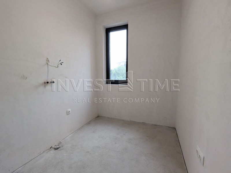 На продаж  2 спальні Варна , к.к. Св.Св. Константин и Елена , 148 кв.м | 26093749 - зображення [8]