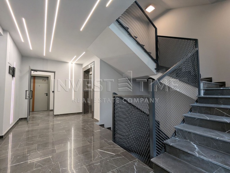 На продаж  2 спальні Варна , к.к. Св.Св. Константин и Елена , 148 кв.м | 26093749 - зображення [10]