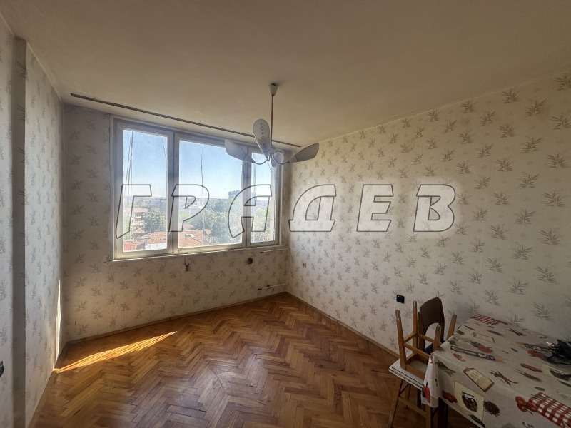 Продава  3-стаен град Русе , Възраждане , 82 кв.м | 59834153 - изображение [3]