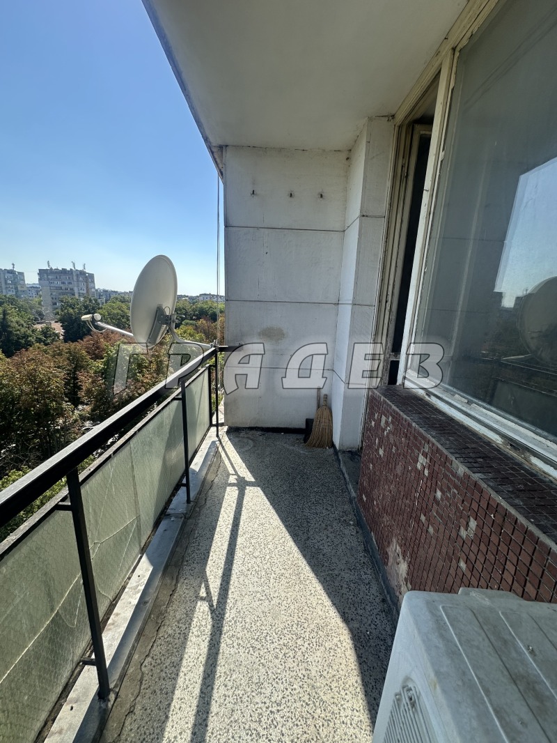 Продава  3-стаен град Русе , Възраждане , 82 кв.м | 59834153 - изображение [4]