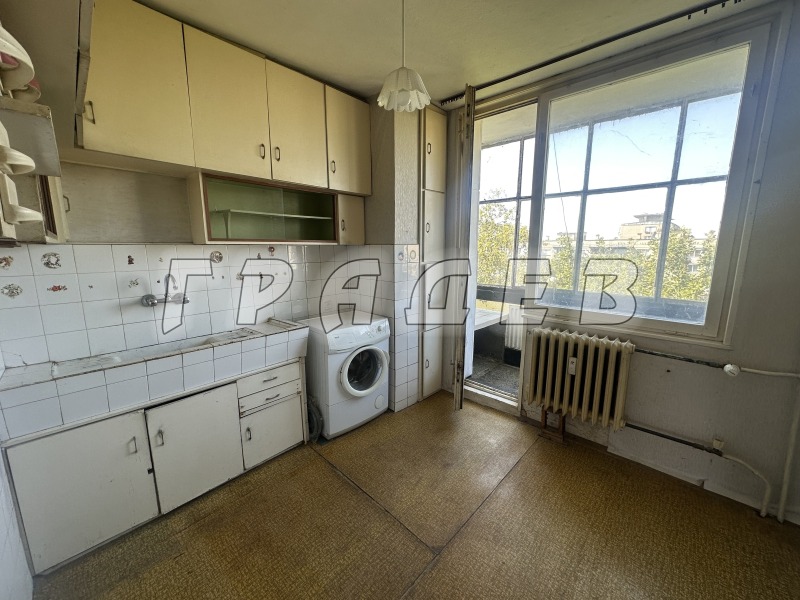 Продава  3-стаен град Русе , Възраждане , 82 кв.м | 59834153 - изображение [5]