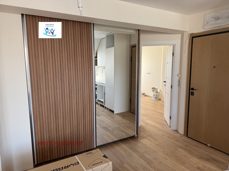 Продава 3-СТАЕН, гр. София, Оборище, снимка 2 - Апартаменти - 52303842