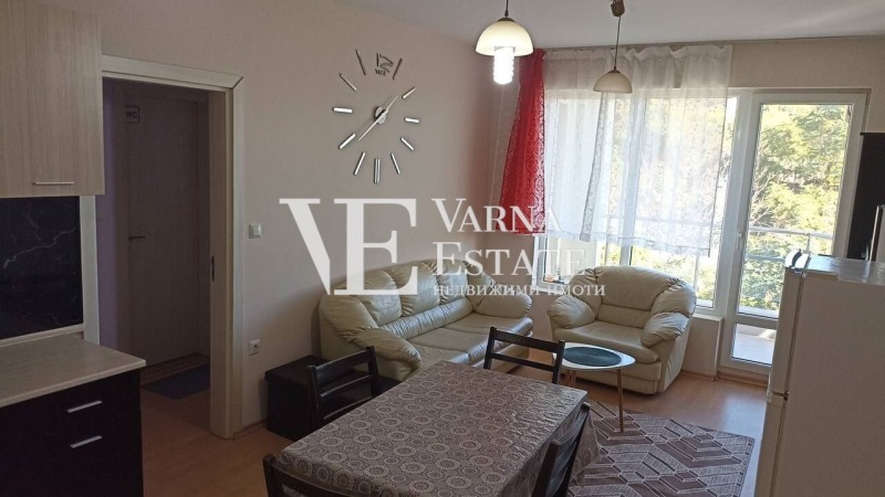 Продава 3-СТАЕН, град Варна, Бриз • 180000 € / 352049.40 лв. • 77051315 1