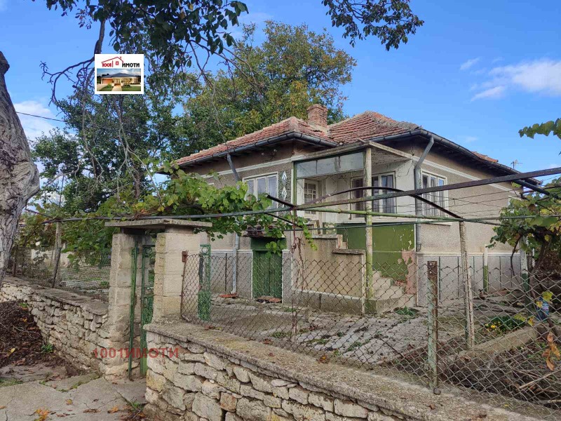 Продава КЪЩА, с. Захари Стояново, област Добрич