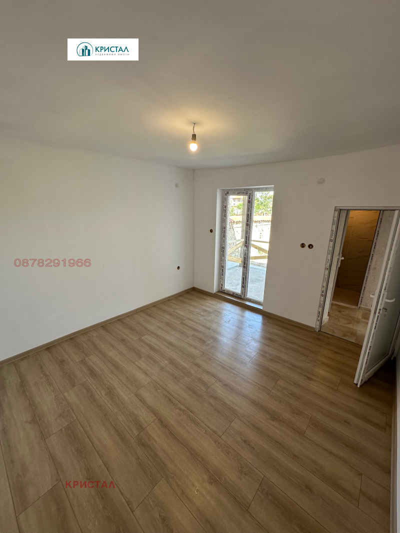 Продава  Къща област Пловдив , с. Калояново , 140 кв.м | 77330896 - изображение [8]